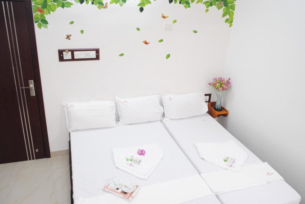 Mary Meridien Lodge Coimbatore Room photo